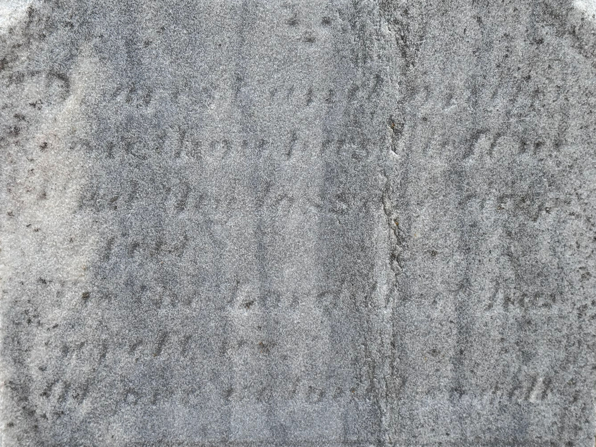 Davie Tutt's gravestone inscription before processing.